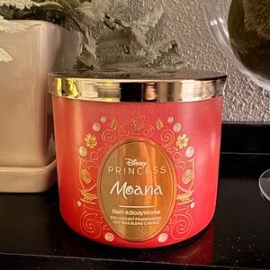 Bath & Body Works Disney Princess Moana Scented 3 Wick Large Candle 14.5 OZ